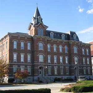 普渡大学