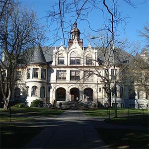 华盛顿大学