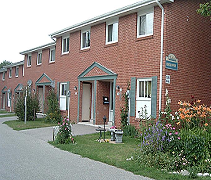 康尼斯多加学院