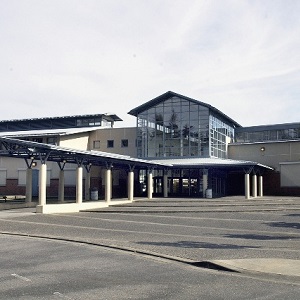 埃尔金公园中学Elgin Park Secondary